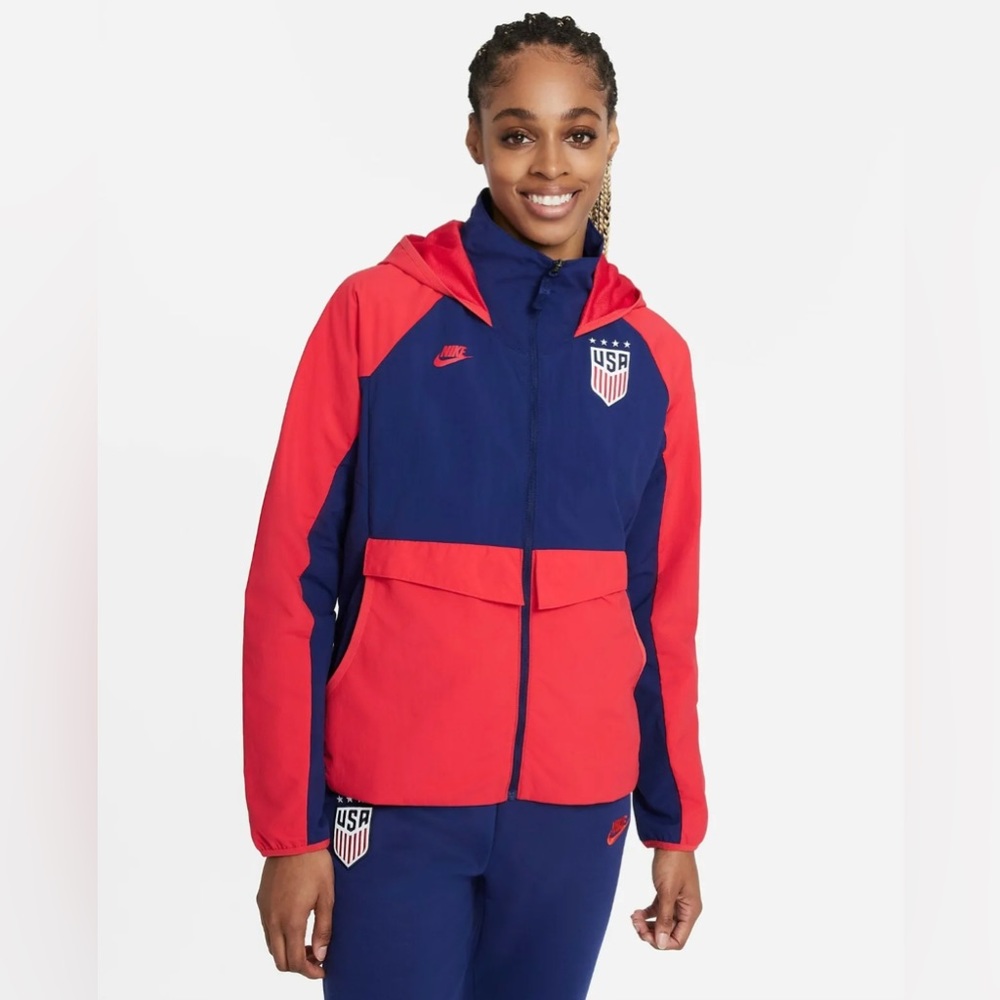 CZ4334-688 NWT Nike All Weather Women's Soccer Jacket U.S.A. Medium or large B55